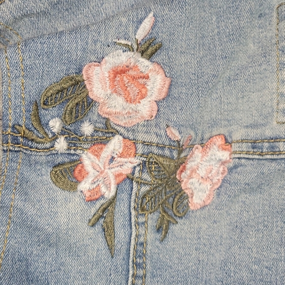 Sweater - Picture 3 of 6